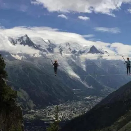Balcony Overlooking The Mont-blanc Chainparking Apartment Les Houches